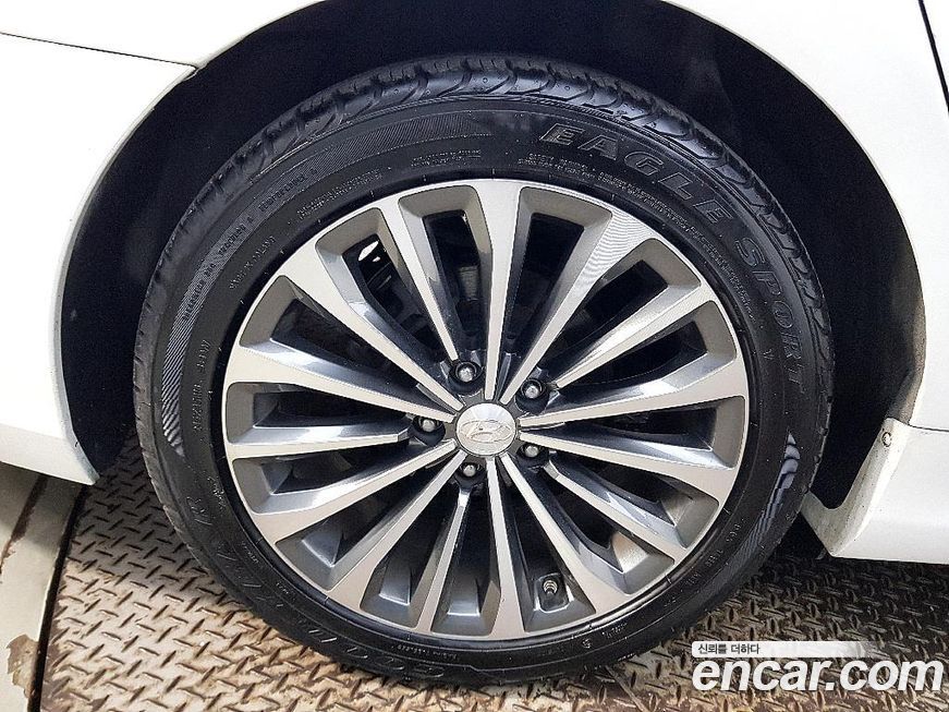 Hyundai Grandeur 2014