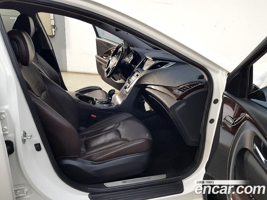 Hyundai Grandeur 2014