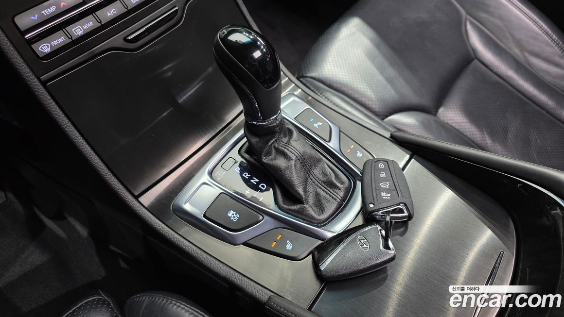 Hyundai Grandeur 2016