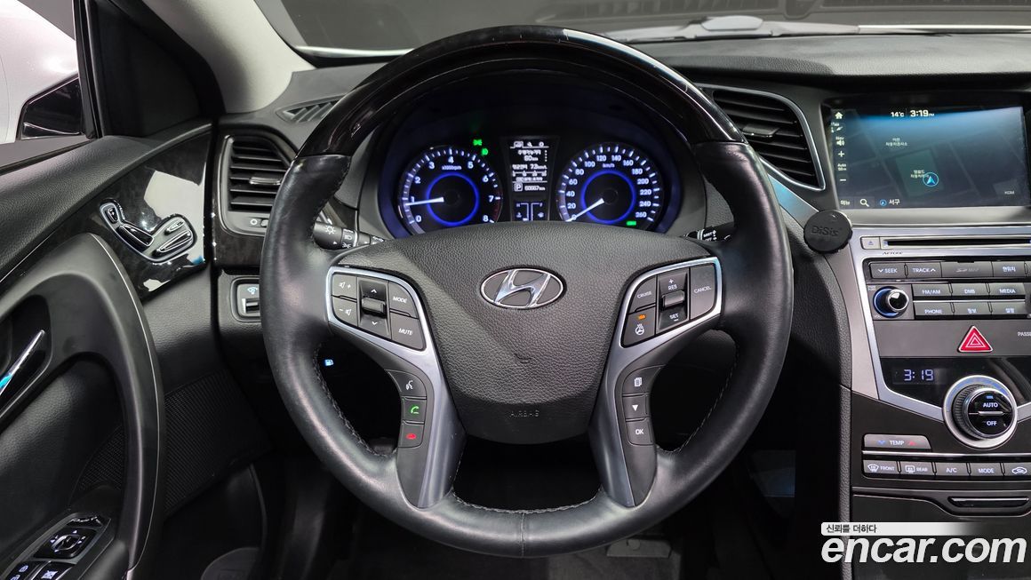 Hyundai Grandeur 2016