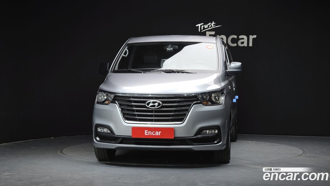 Hyundai Starex 2019