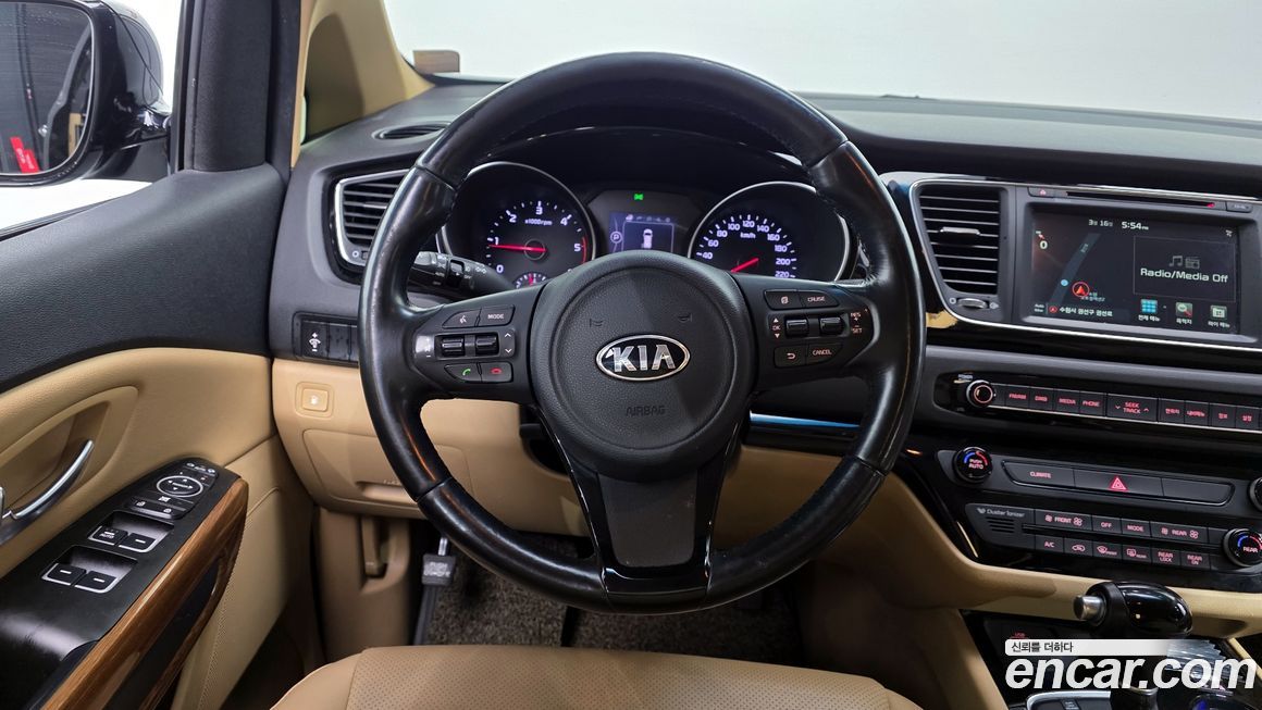 Kia Canival 2015
