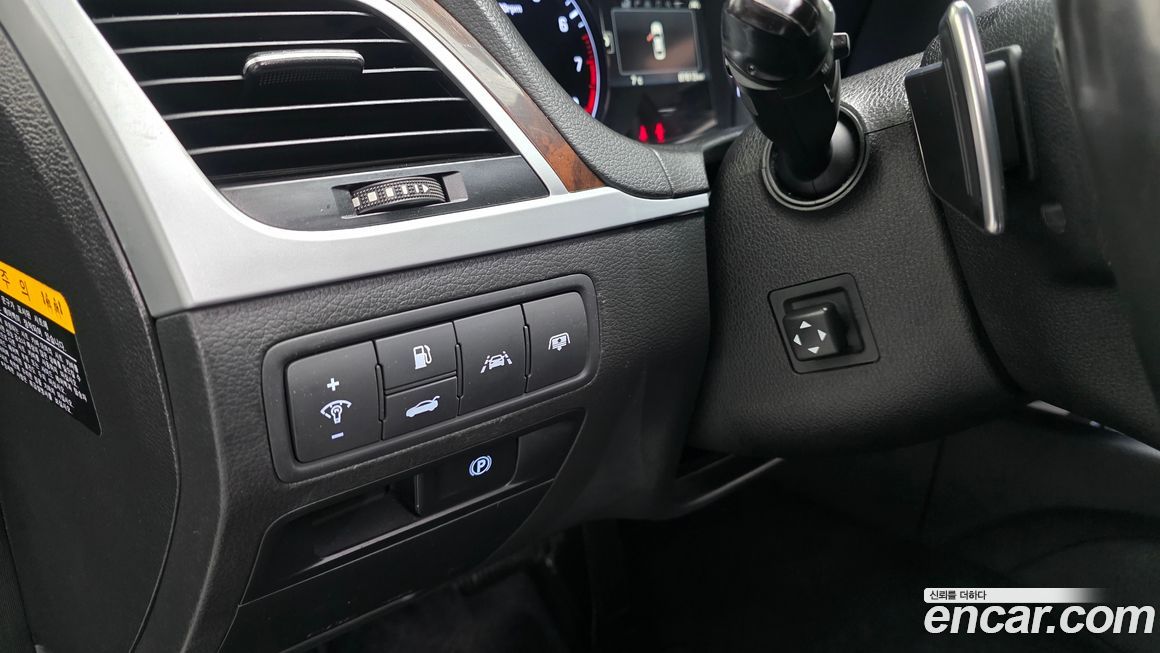 Hyundai Genesis 2014