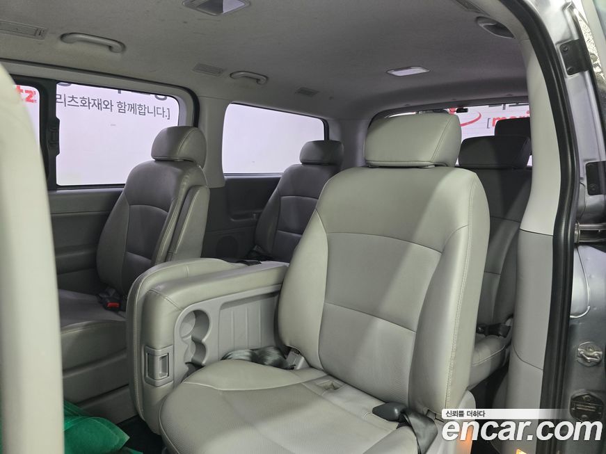 Hyundai Starex 2019