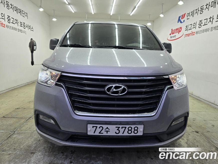 Hyundai Starex 2019