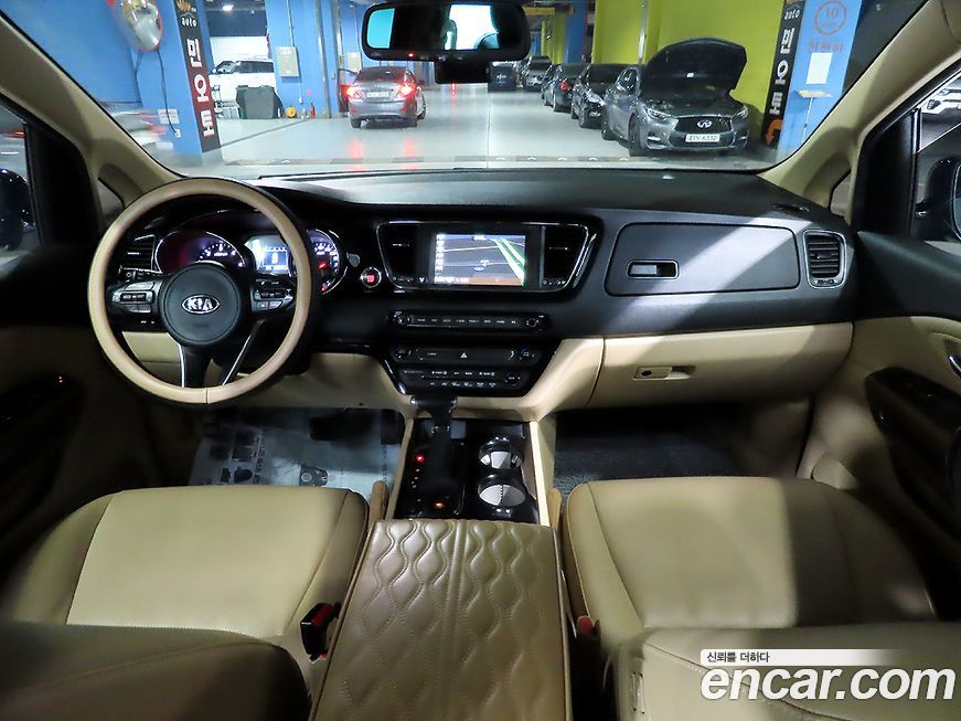 Kia Canival 2017