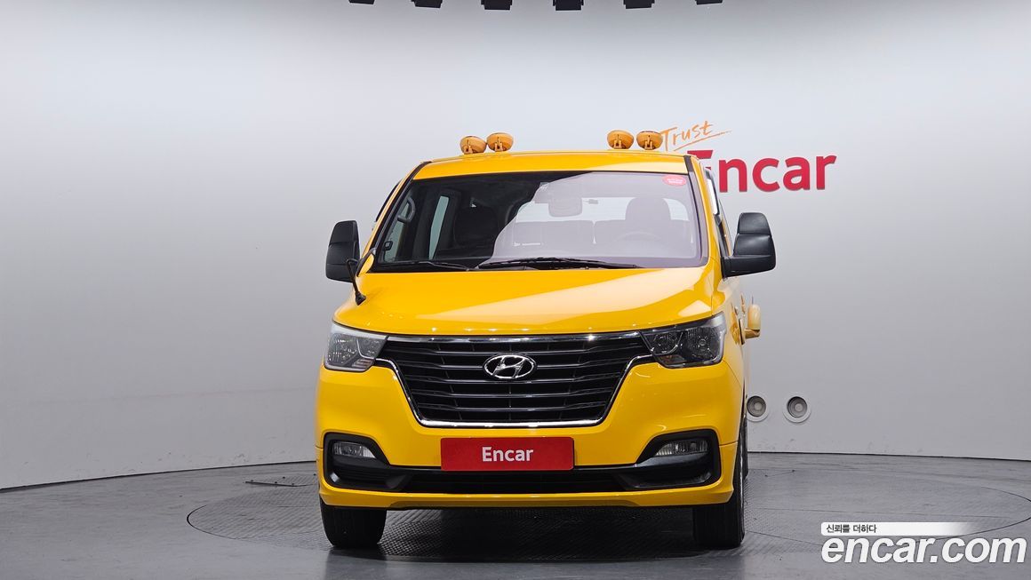Hyundai Starex 2019