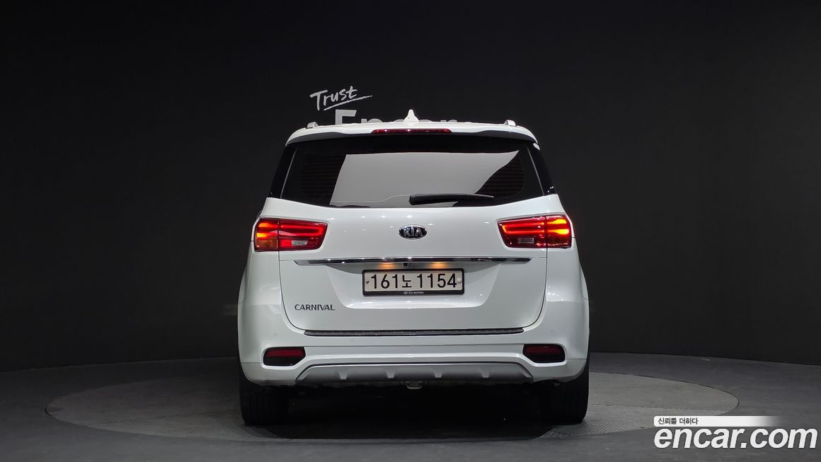 Kia Canival 2019