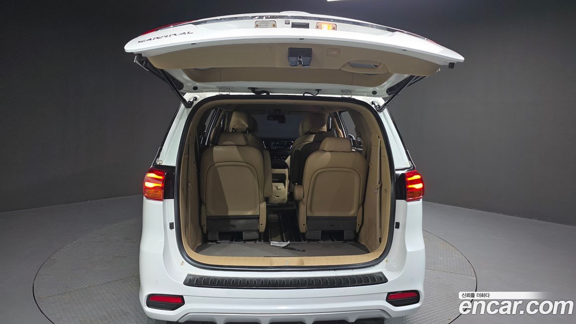 Kia Canival 2019