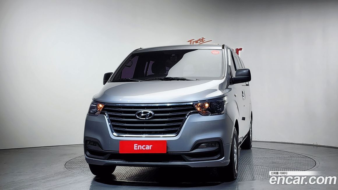 Hyundai Starex 2019