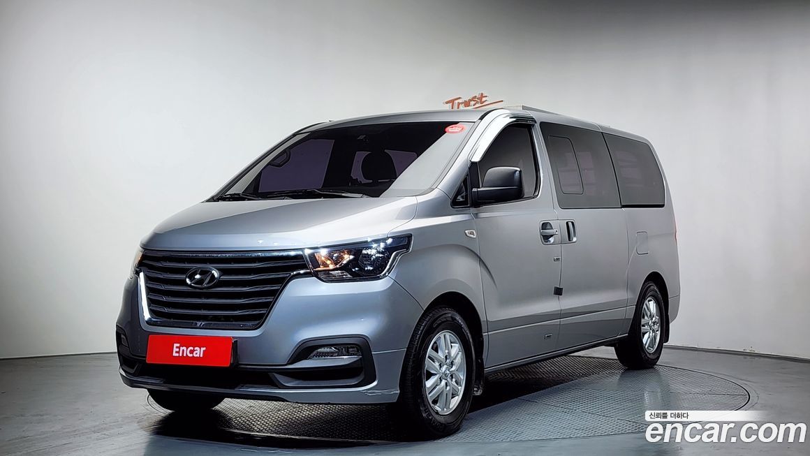 Hyundai Starex 2019