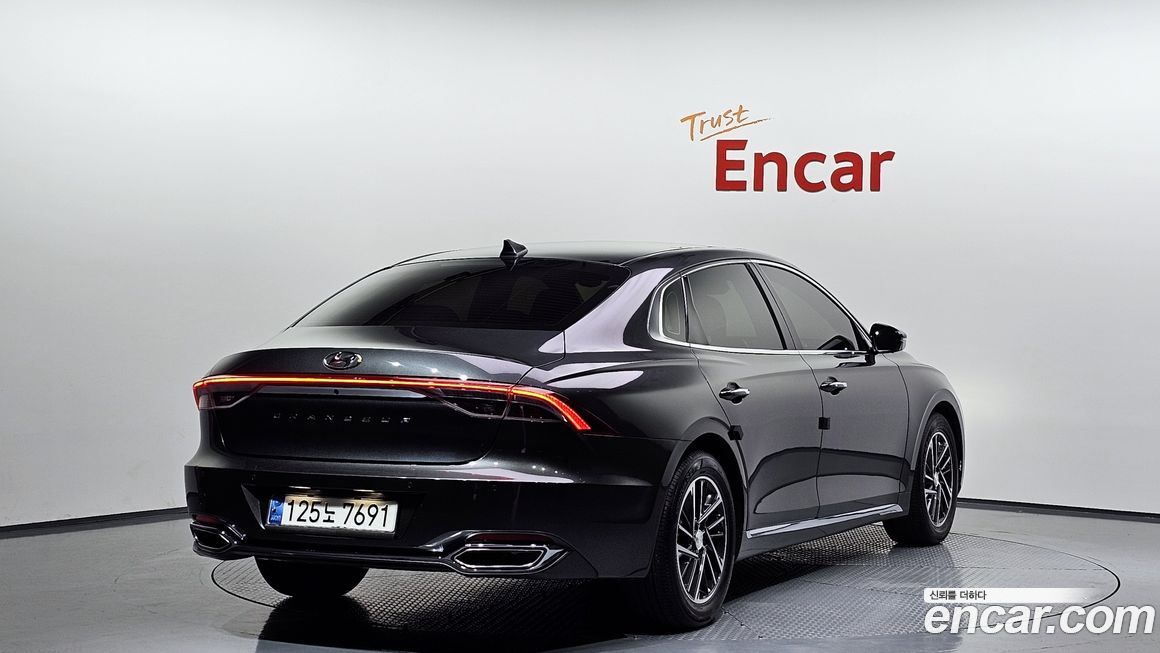 Hyundai Grandeur 2021
