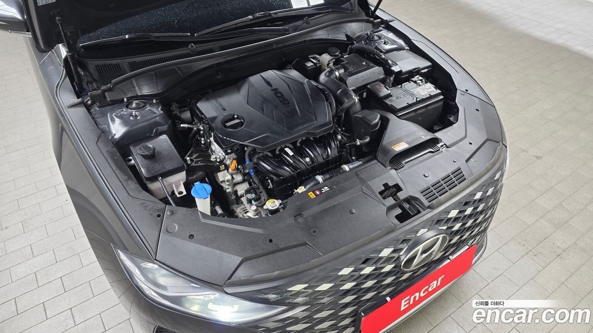 Hyundai Grandeur 2021