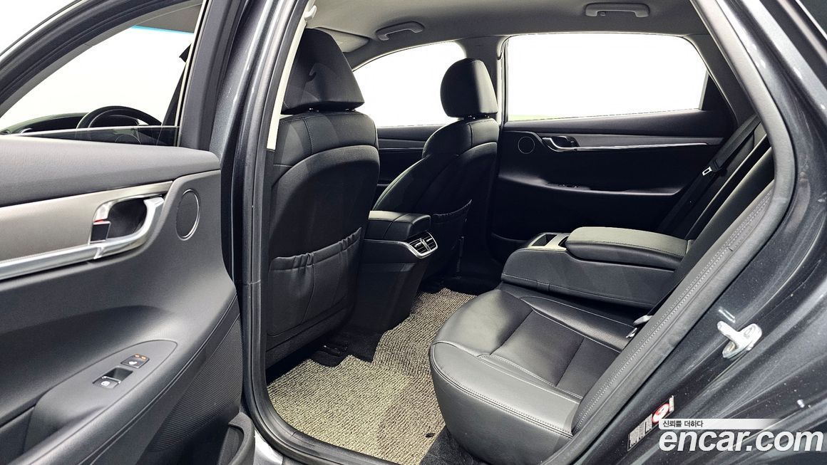 Hyundai Grandeur 2021