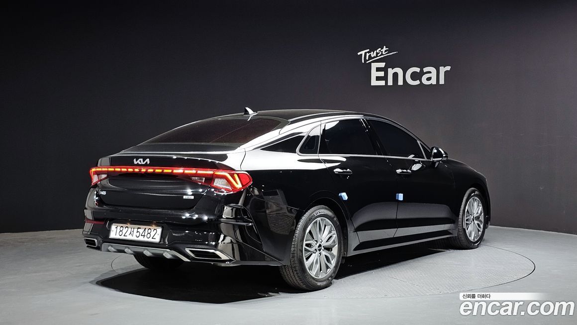 Kia K5 2023