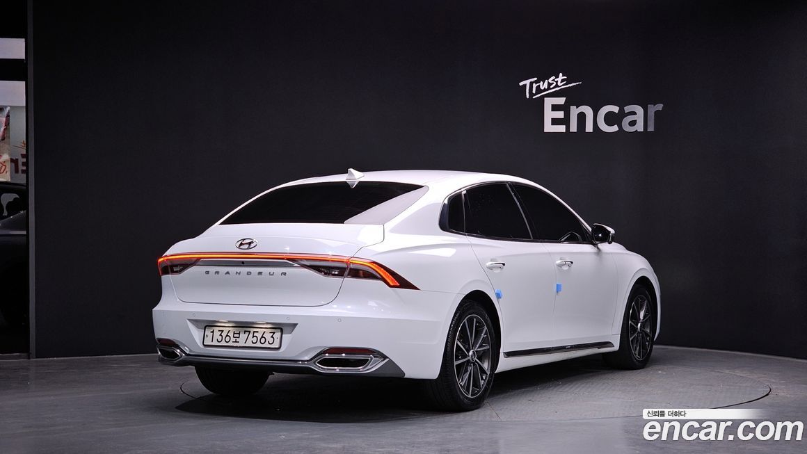 Hyundai Grandeur 2022