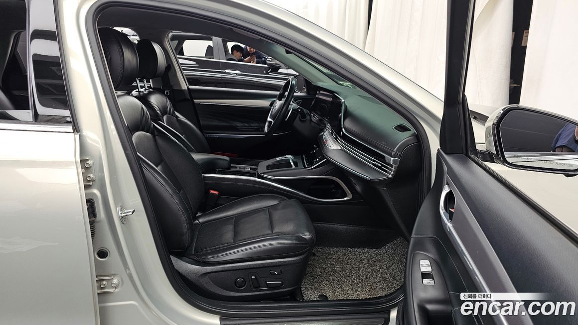 Hyundai Grandeur 2020