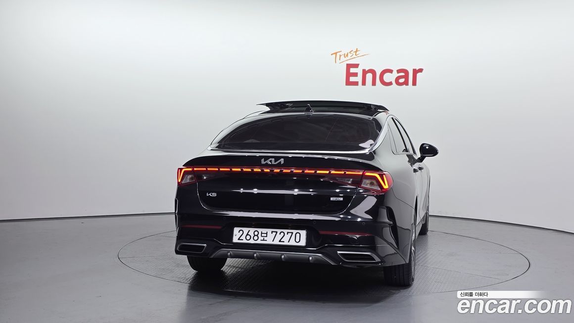 Kia K5 2023