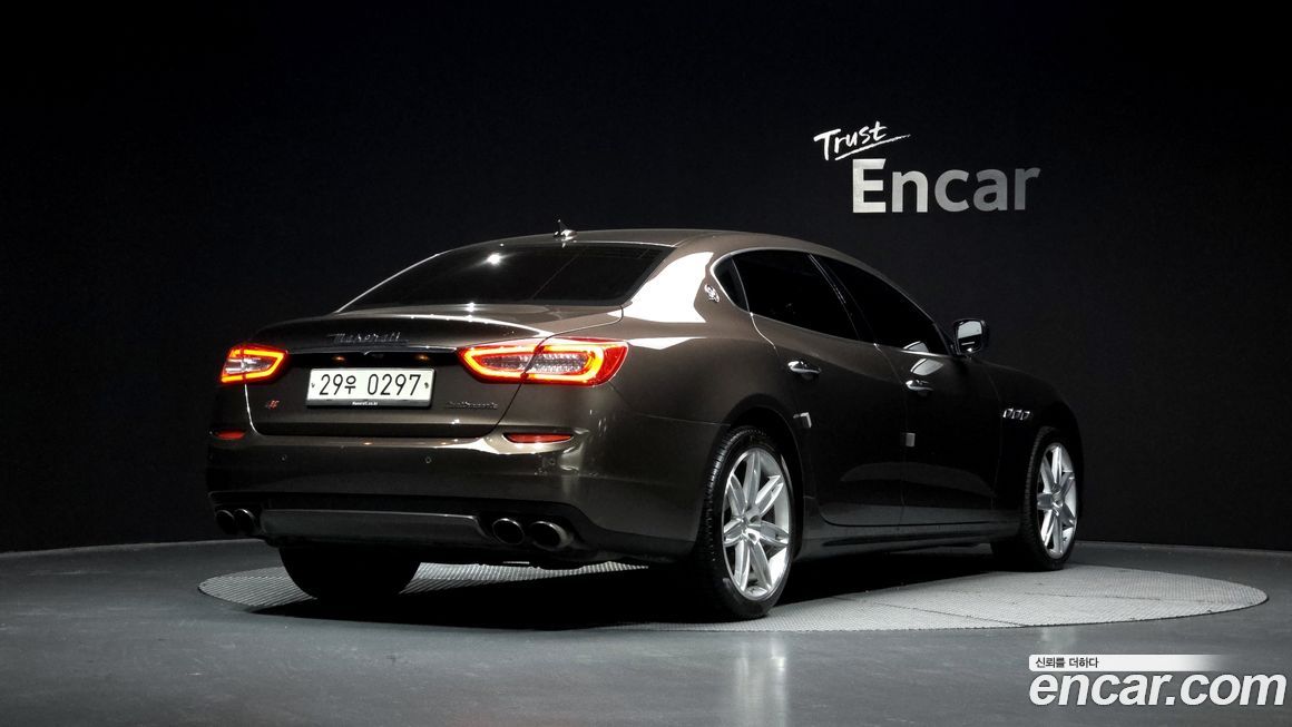 Maserati Quattroporte 2016