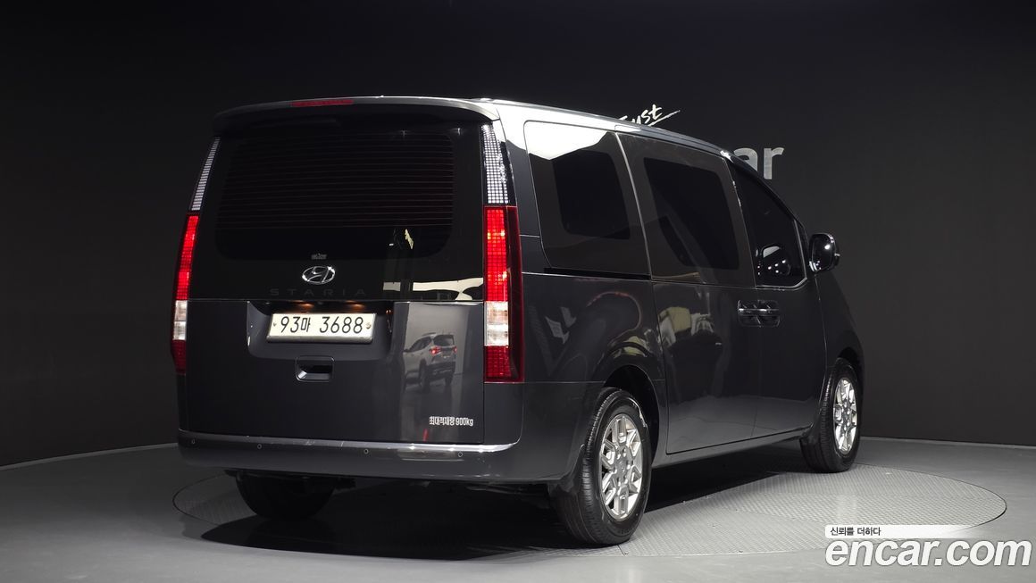 Hyundai Staria 2022