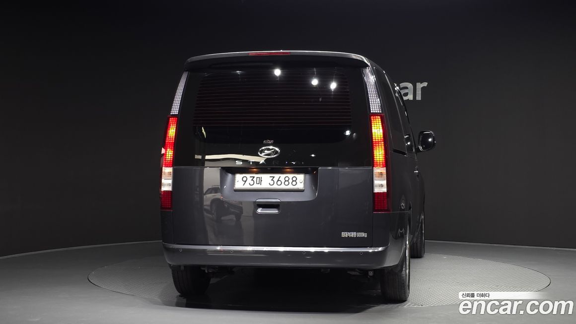 Hyundai Staria 2022