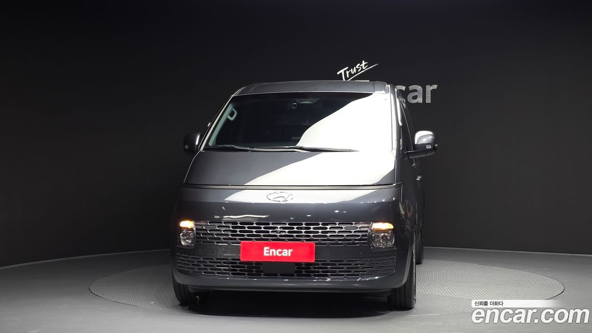 Hyundai Staria 2022