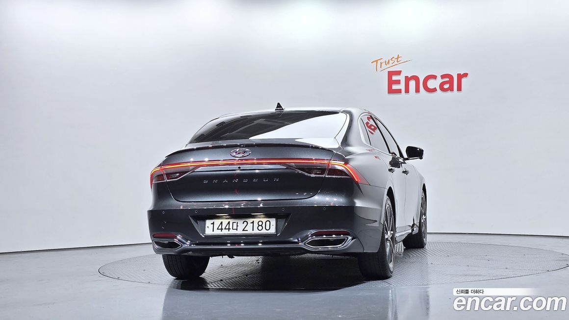 Hyundai Grandeur 2022