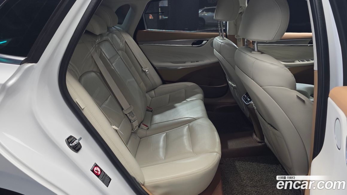 Hyundai Grandeur 2020