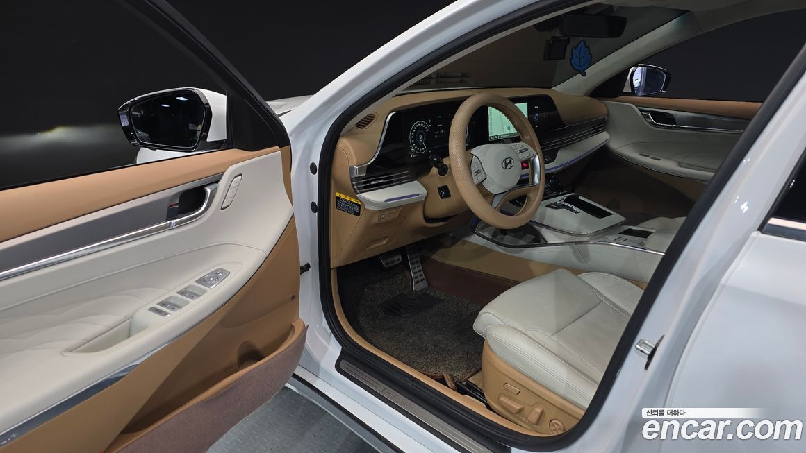 Hyundai Grandeur 2020