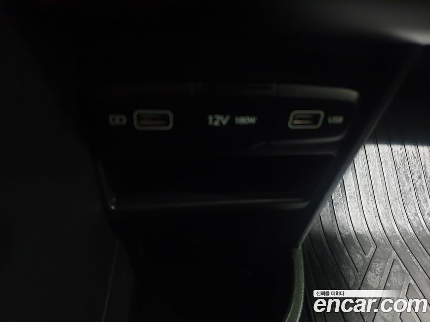 Hyundai Staria 2023