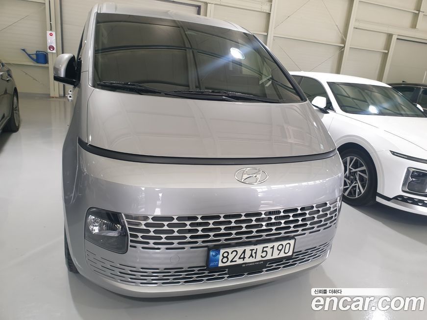 Hyundai Staria 2023