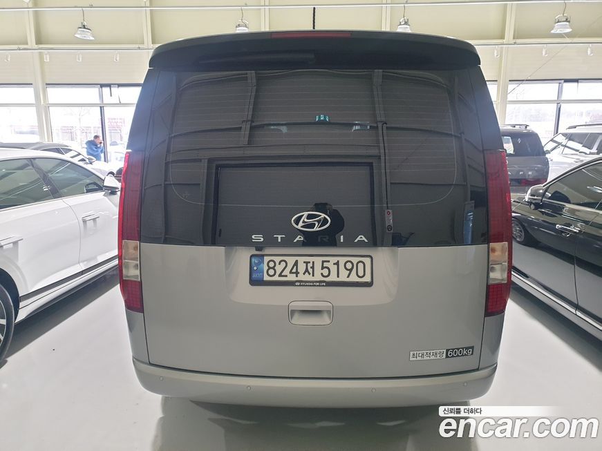 Hyundai Staria 2023