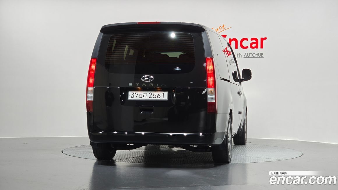 Hyundai Staria 2022
