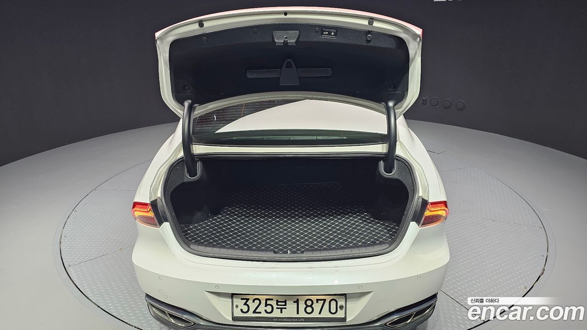 Hyundai Grandeur 2020