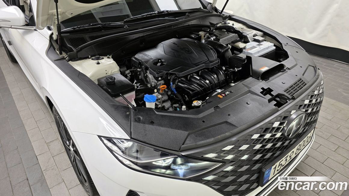 Hyundai Grandeur 2022