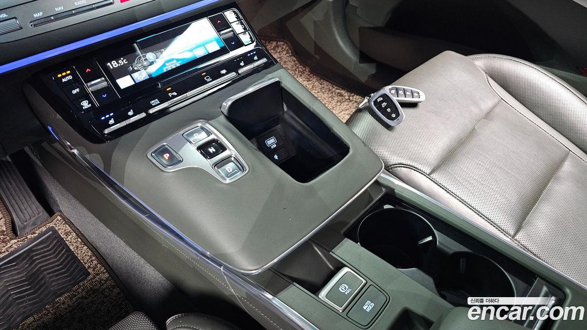 Hyundai Grandeur 2020