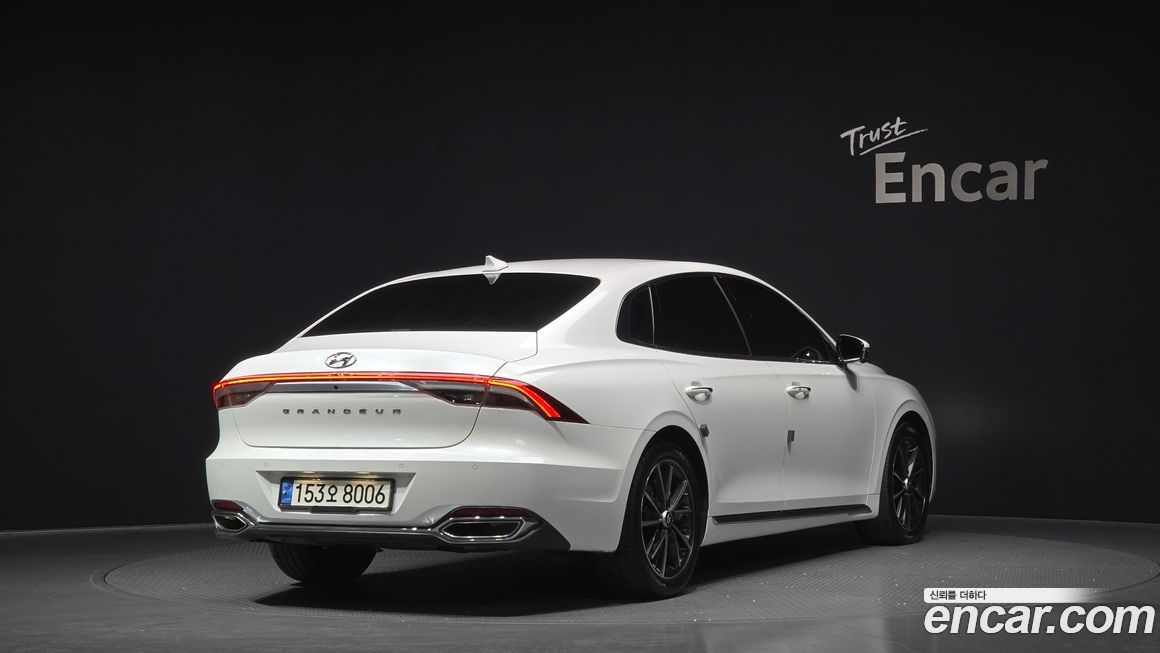 Hyundai Grandeur 2022