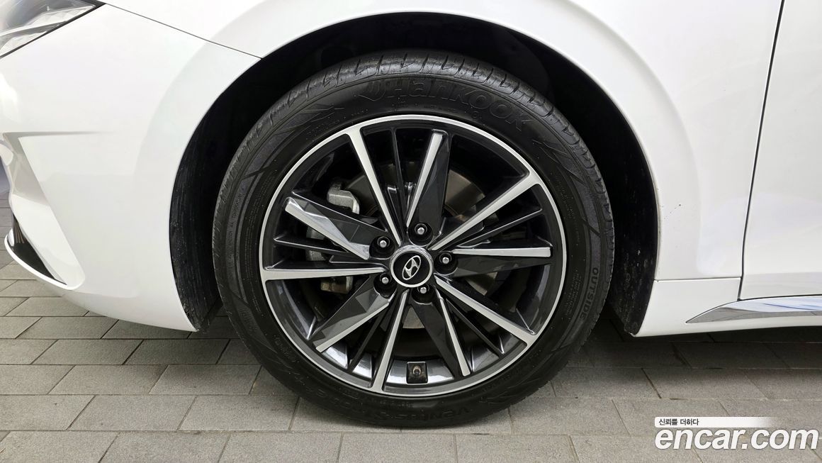 Hyundai Grandeur 2022