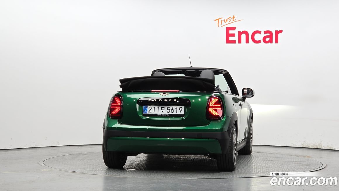 Mini Cooper Convertible 2025