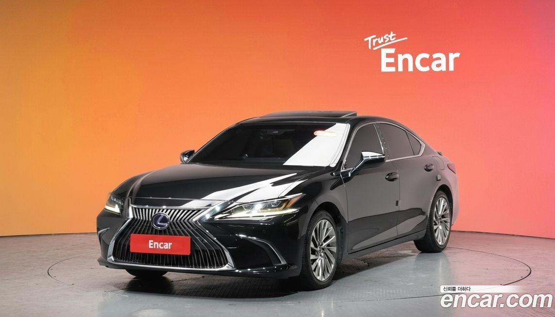 Lexus ES 2019