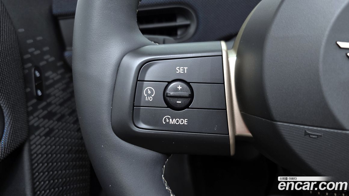 Mini Cooper Convertible 2025