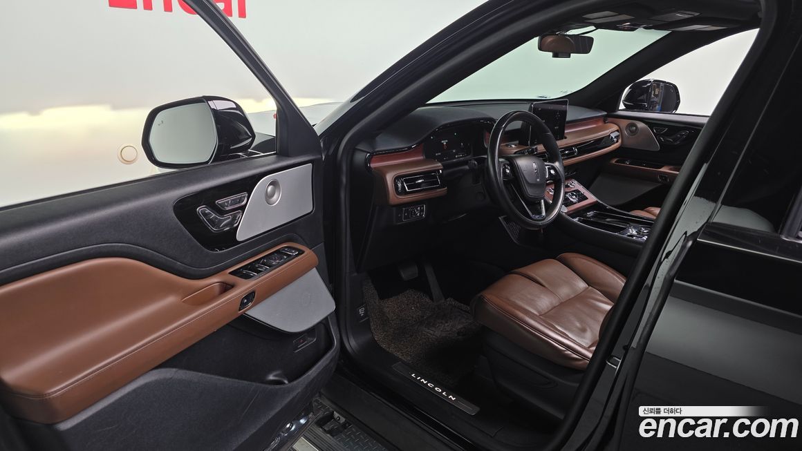 Lincoln Aviator 2021