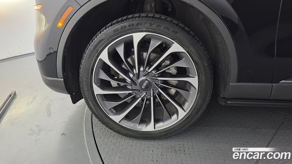 Lincoln Aviator 2021