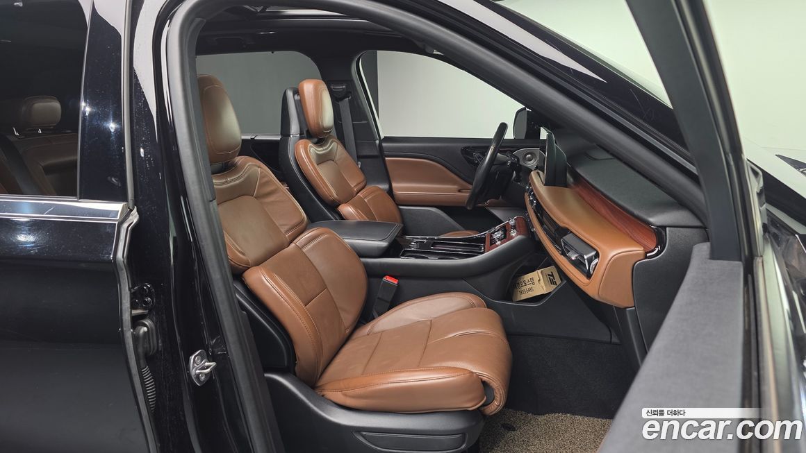 Lincoln Aviator 2021