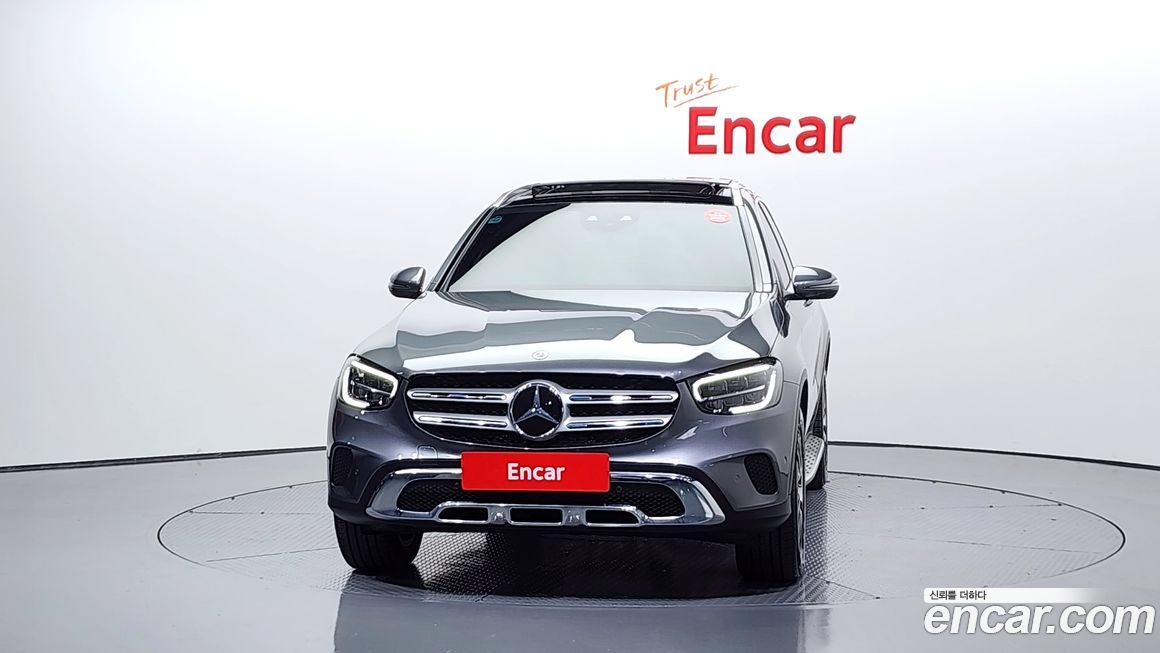 Mercedes-Benz GLC-Class 2021
