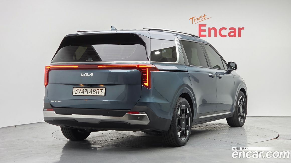 Kia Canival 2025