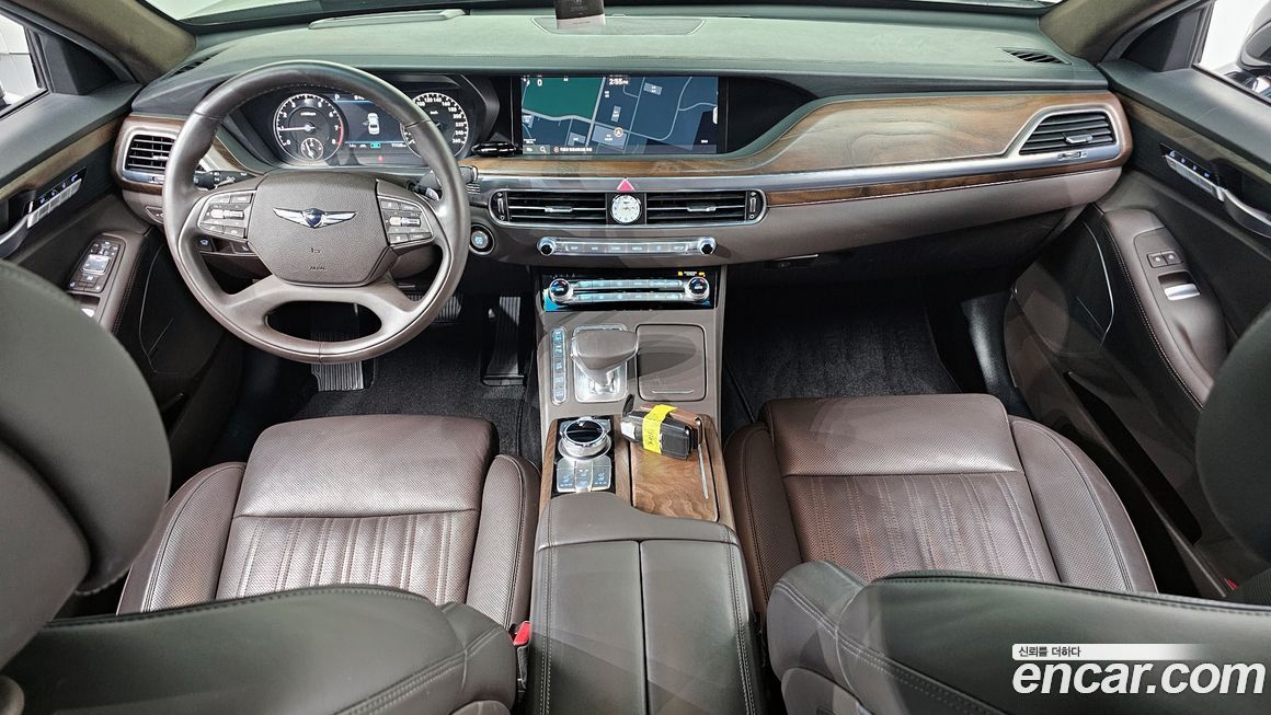 Genesis G90 2021