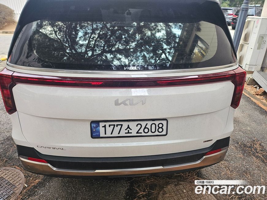 Kia Canival 2024
