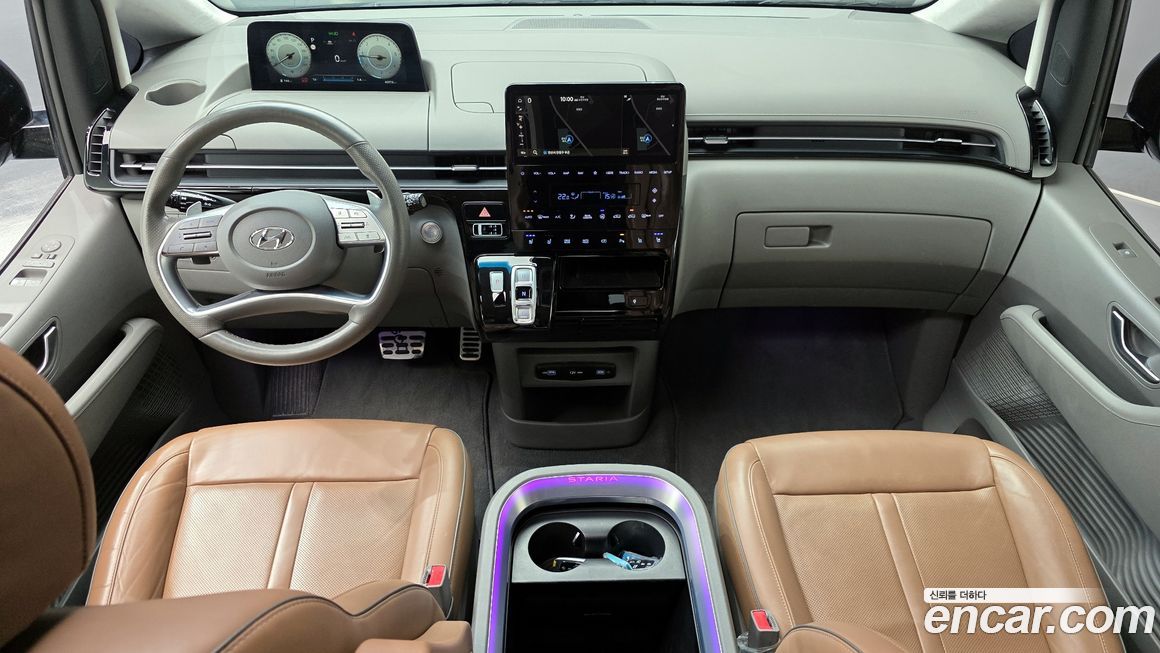 Hyundai Staria 2023