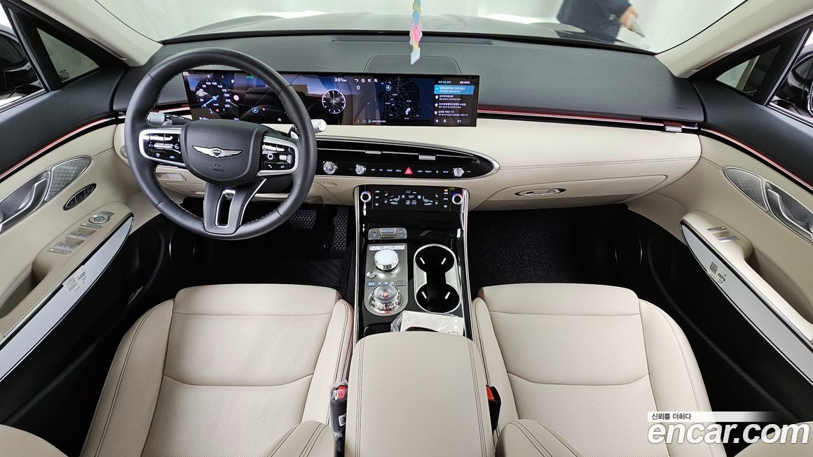Genesis GV70 2025